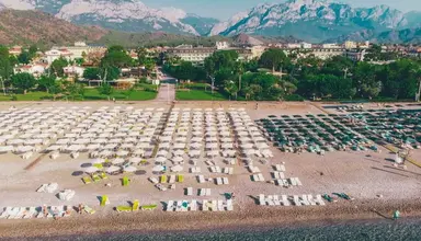 Beso Beach