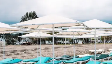 Beso Beach