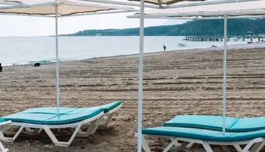 Beso Beach