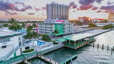 Best Western On The Bay