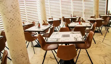 Best Western Plus Premium Inn