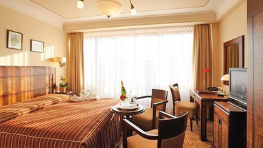 Best Western Premier Majestic Plaza
