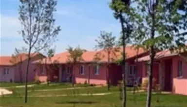 Bi Village