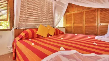 Bird Island Lodge