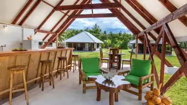 Bird Island Lodge