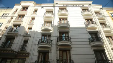 Black Tulip (Istanbul)