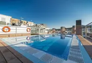 Blau Apartments