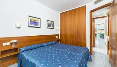 Blau Apartments