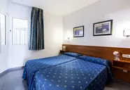 Blau Apartments