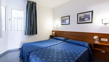 Blau Apartments