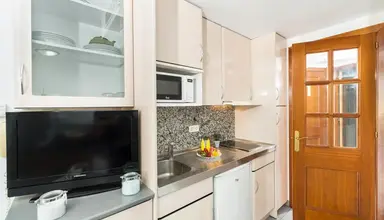 Blau Apartments