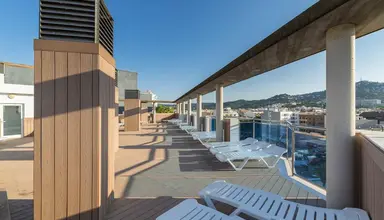 Blau Apartments