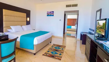 Blend Elphistone Resort