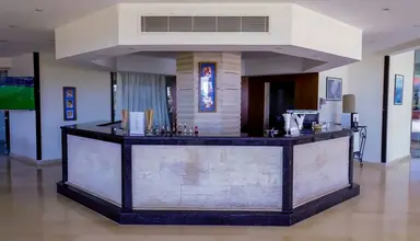 Blend Elphistone Resort