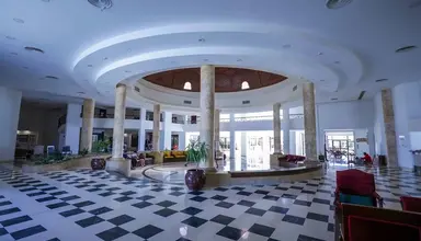 Blend Elphistone Resort