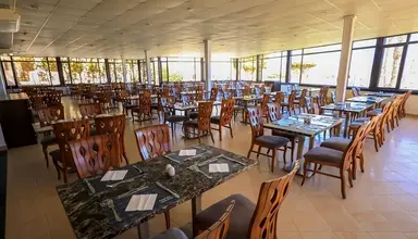 Blend Elphistone Resort