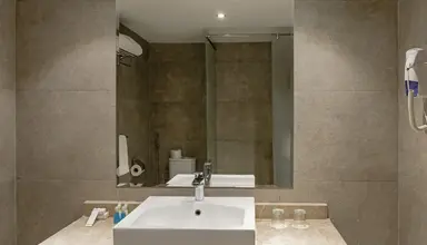 Blend Elphistone Resort