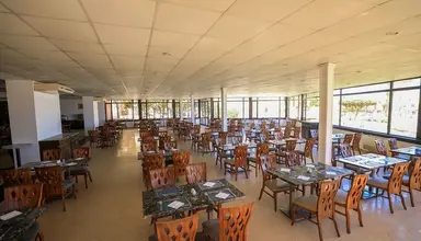 Blend Elphistone Resort