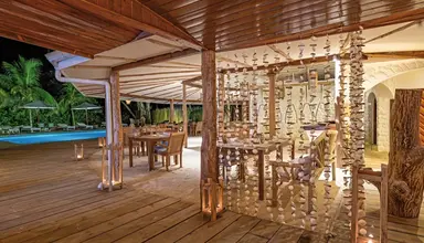 Bliss Praslin
