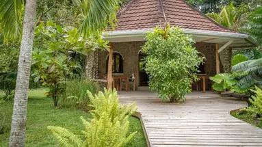 Bliss Praslin