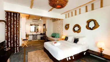 Bliss Praslin