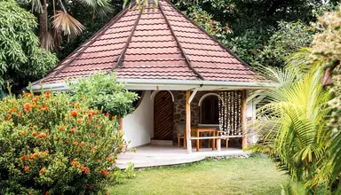 Bliss Praslin