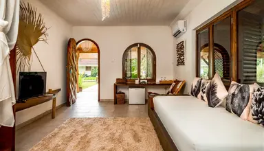 Bliss Praslin