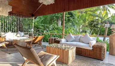 Bliss Praslin