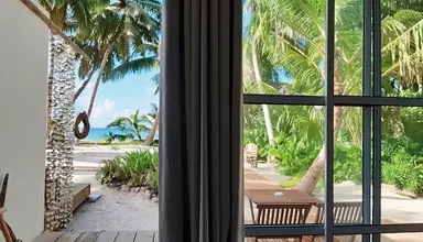 Bliss Praslin