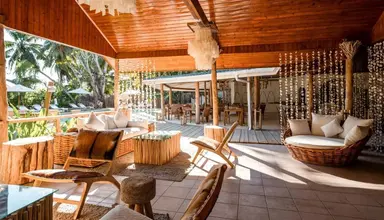 Bliss Praslin