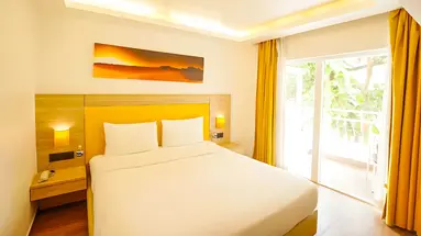 Bloom Suites