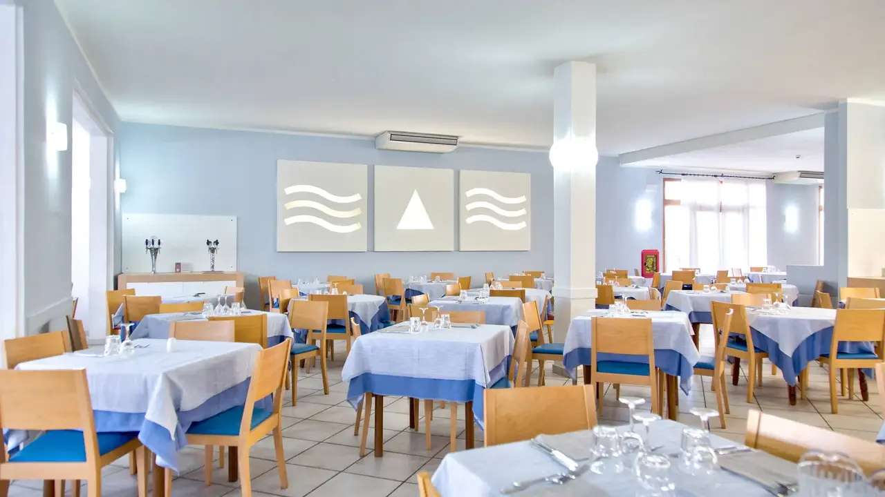 Blu Hotel Laconia Village