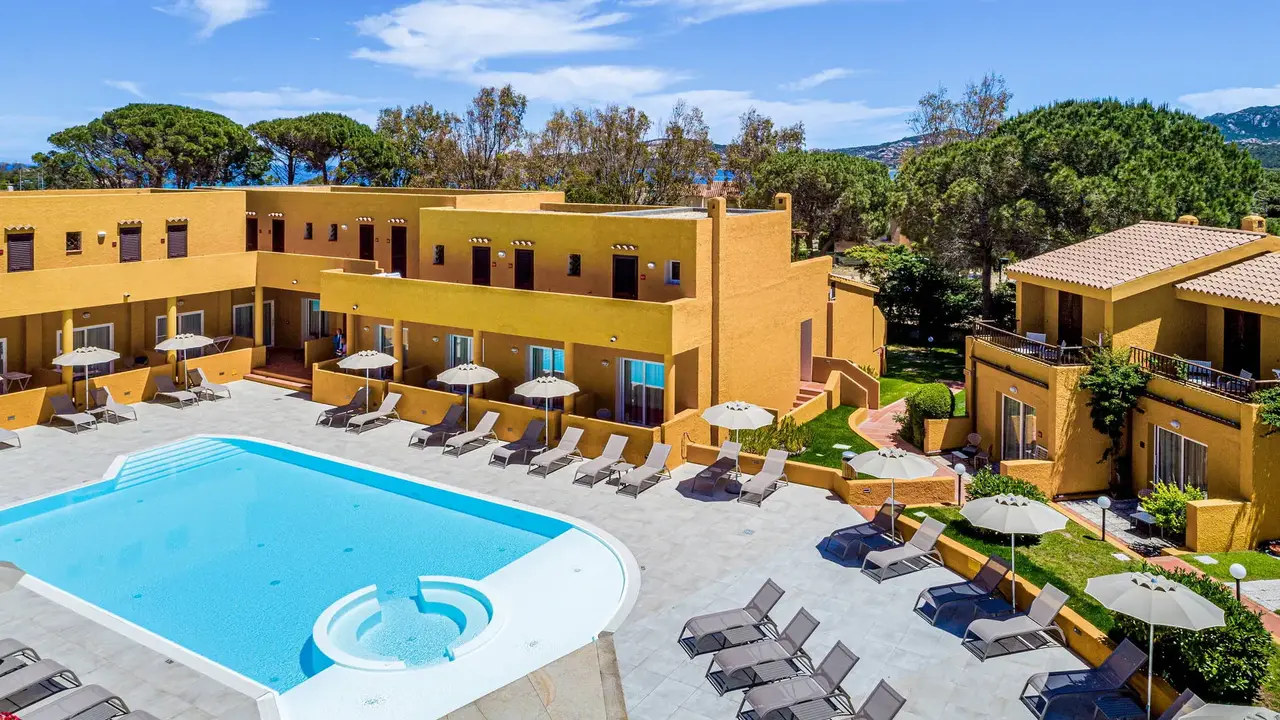 Blu Hotel Laconia Village