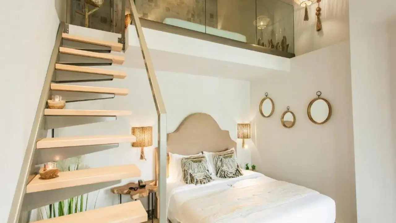 Blue Carpet Luxury Suites