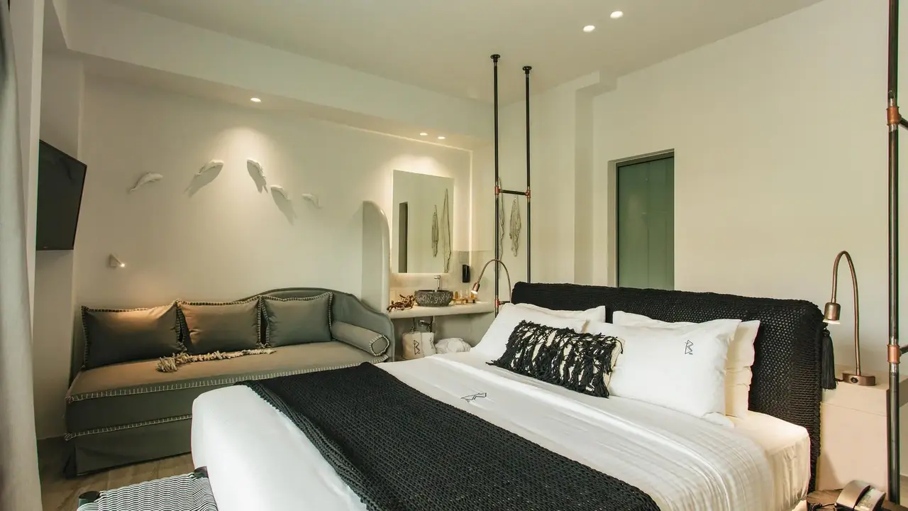 Blue Carpet Luxury Suites