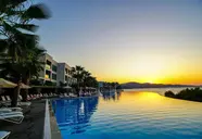 Blue Dreams Resort 