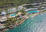 Blue Dreams Resort 
