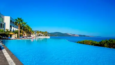 Blue Dreams Resort 