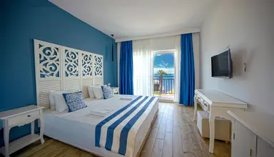 Blue Dreams Resort 
