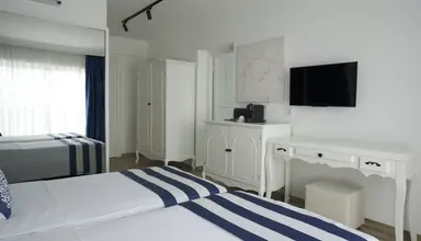 Blue Dreams Resort 