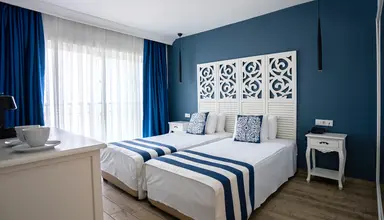 Blue Dreams Resort 