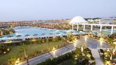 Blue Lagoon Resort