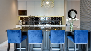 Blue Mandarin Riverside