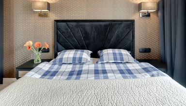 Blue Mandarin Riverside