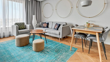 Blue Mandarin Riverside