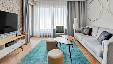 Blue Mandarin Riverside