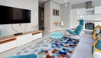 Blue Mandarin Riverside