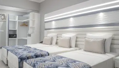 Blue Marlin Deluxe Spa & Resort