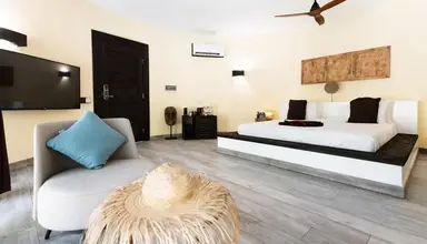 Blue Moon Resort