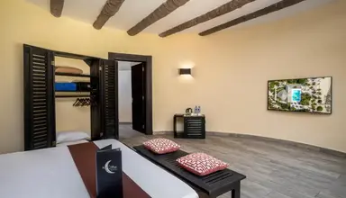 Blue Moon Resort